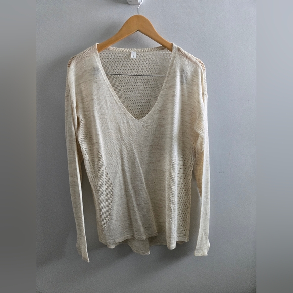 lululemon athletica Tops - Lululemon Linen Still Movement Beige Shirt Sweater Size 10